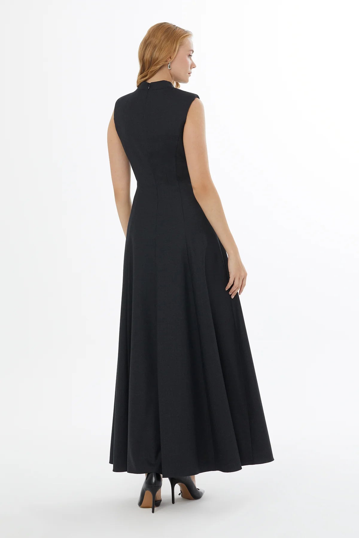 Bisiklet Yaka Arkası Gizli Fermuarlı Uzun Elbise