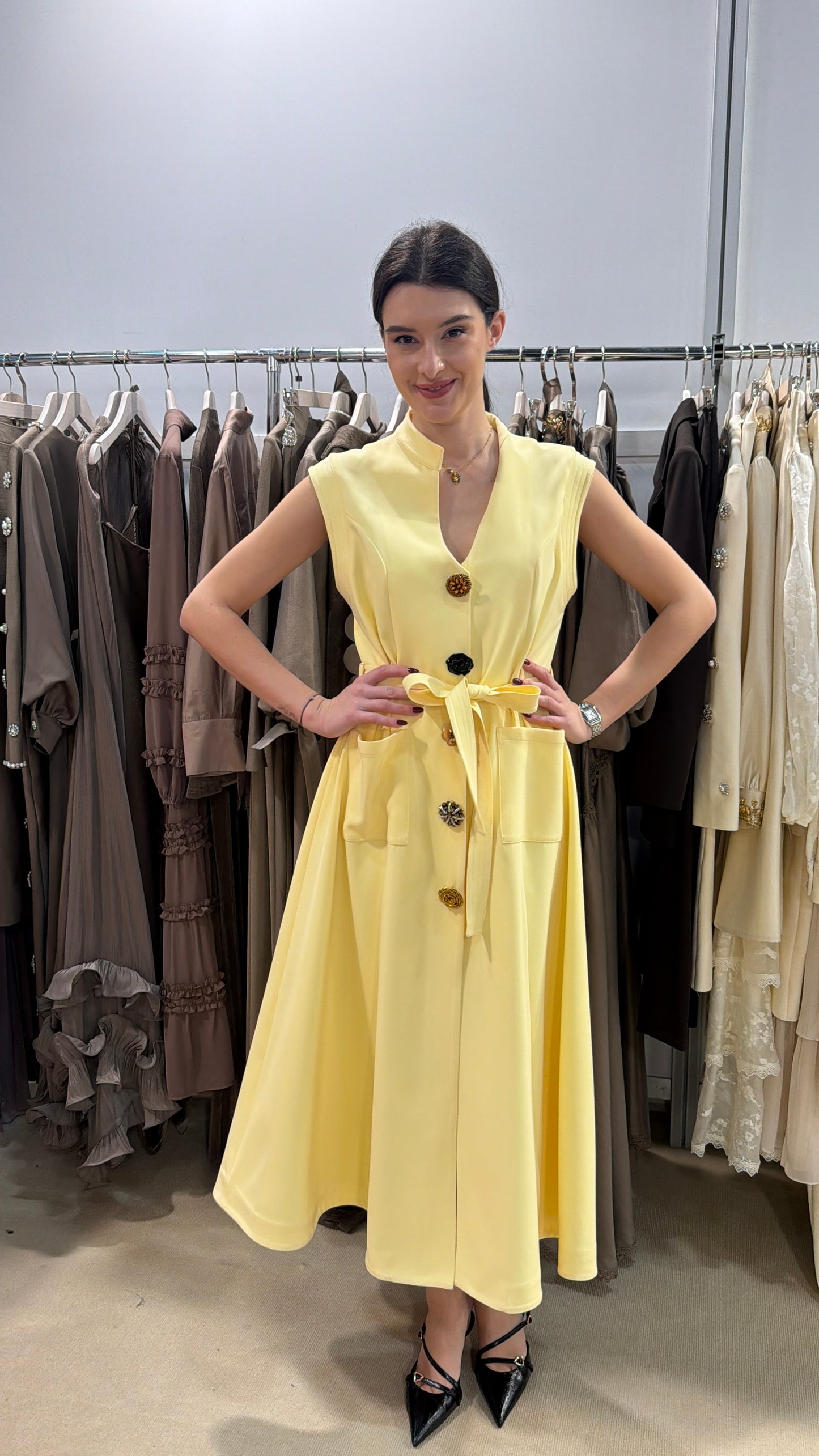 فستان اصفر ماكسي