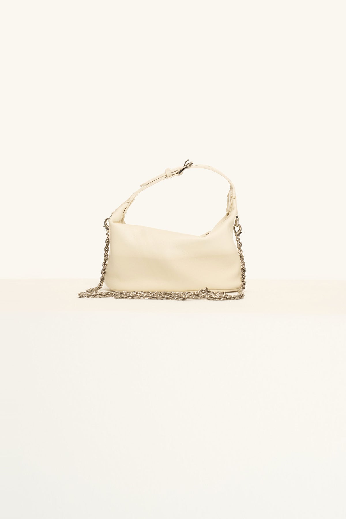 7506 – Slouchy Handbag with Chain Strap