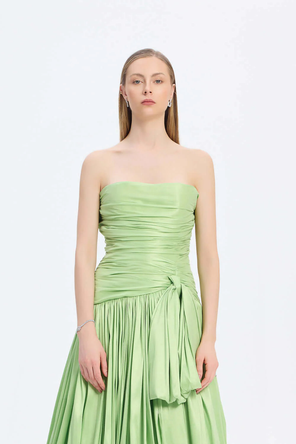 FİYONK DETAYLI STRAPLEZ YAKA TAFTA UZUN ABİYE ELBİSE - 9173C