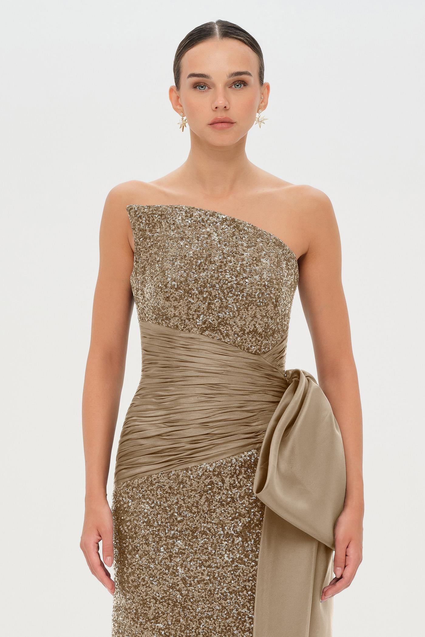 TEK OMUZ PAYETLİ FİYONK DETAYLI ŞIK ABİYE ELBİSE - 26066C