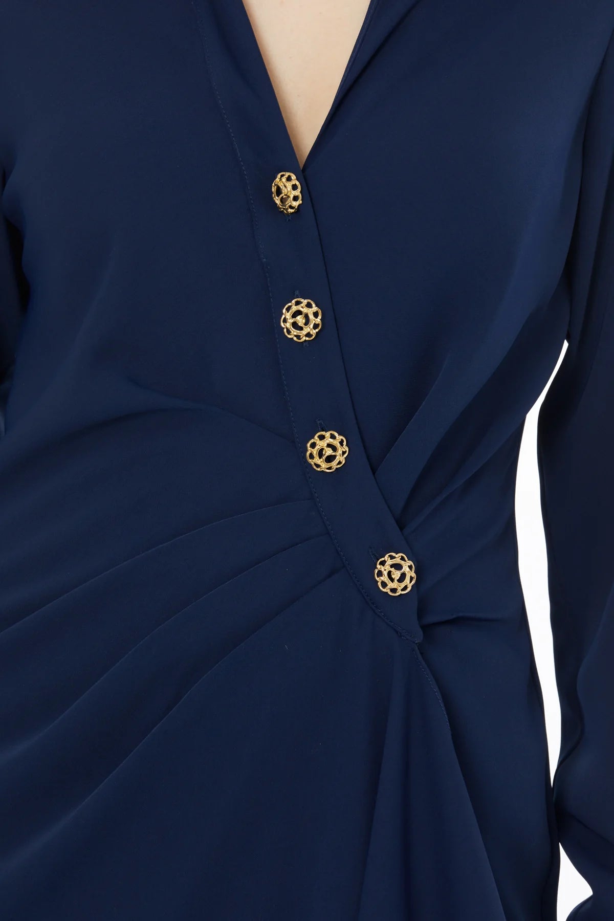 Uzun Kollu Önü Düğmeli Midi Elbise