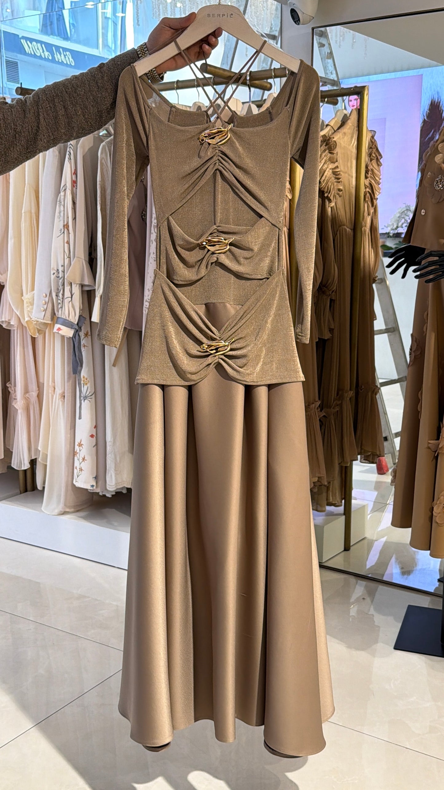 فستان استرتش من الأعلى 1127