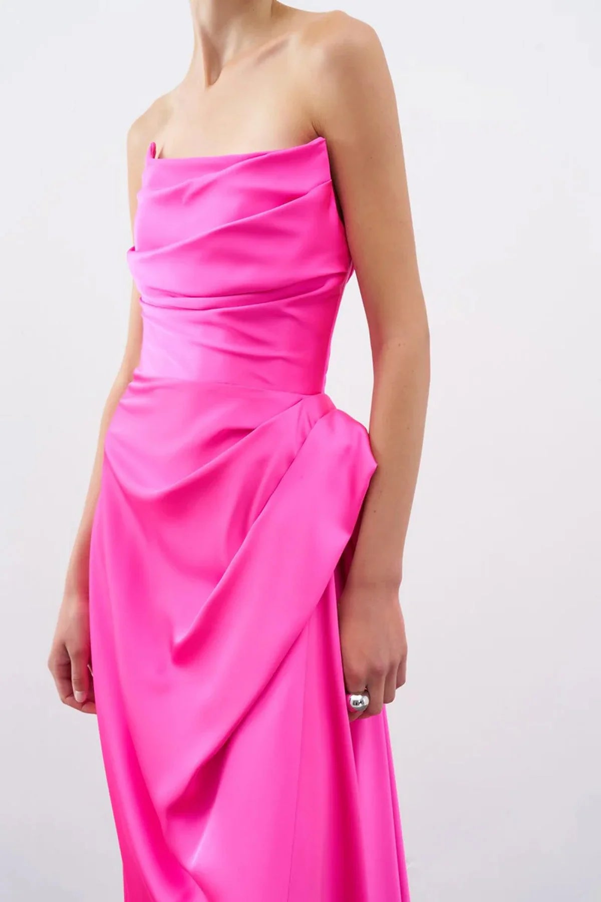 STRAPLEZ DRAPE DETAYLI UZUN ABİYE ELBİSE