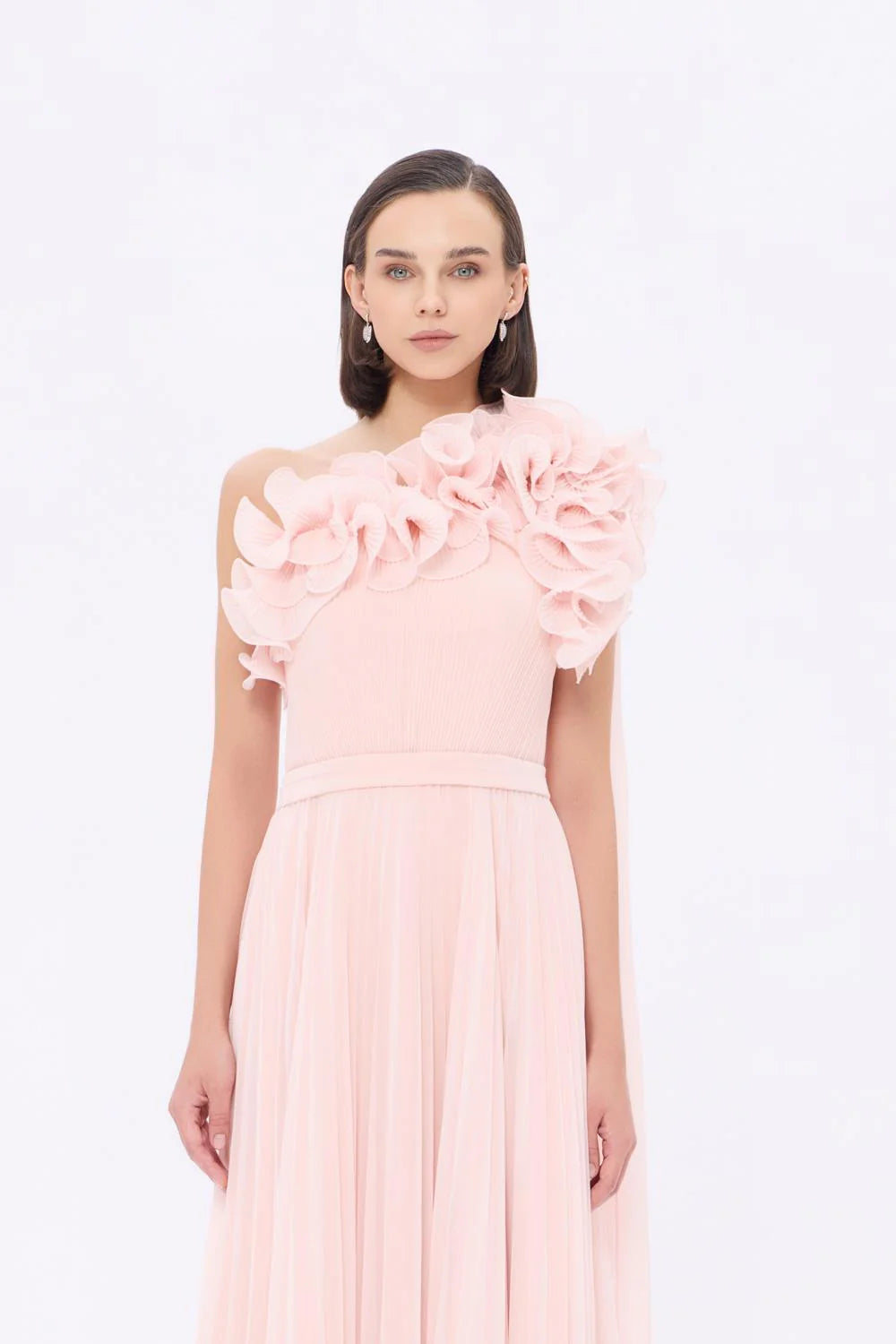 TEK OMUZ ÇİÇEK DETAYLI UZUN ABİYE ELBİSE - AP0020