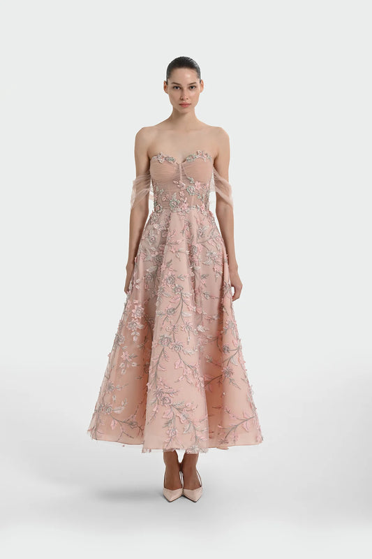 ÜÇ BOYUT ÇİÇEKLİ DÜŞÜK OMUZ ABİYE ELBİSE