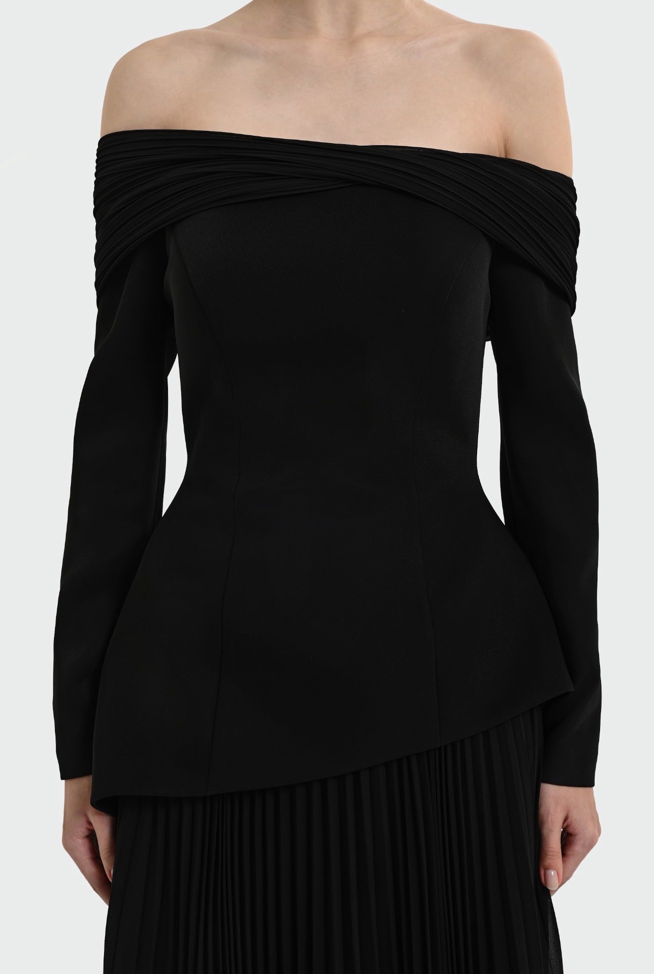 Off-Shoulder Pleated Maxi Dress 1308