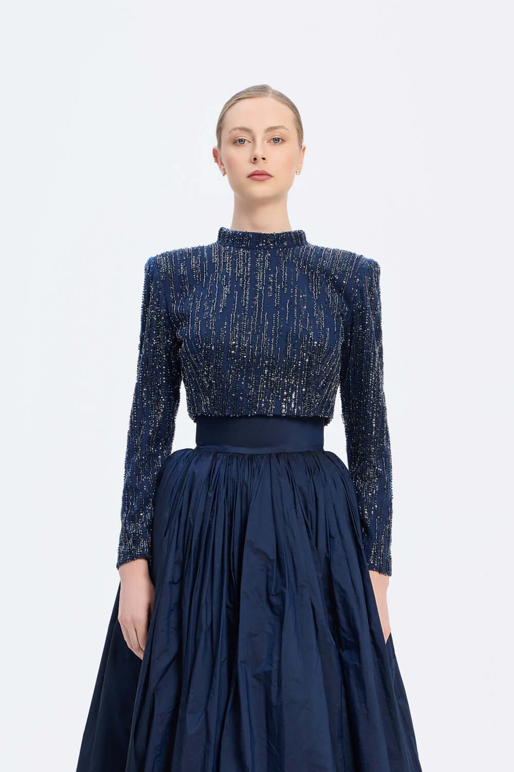 UZUN KOLLU TAŞLI ÇEKET &amp; TAFTA ETEK TAKIM - 9064C