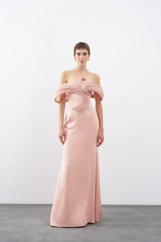 STRAPLEZ DÜŞÜK OMUZLU ORGANZE DETAYLI UZUN ABİYE ELBİSE 2246