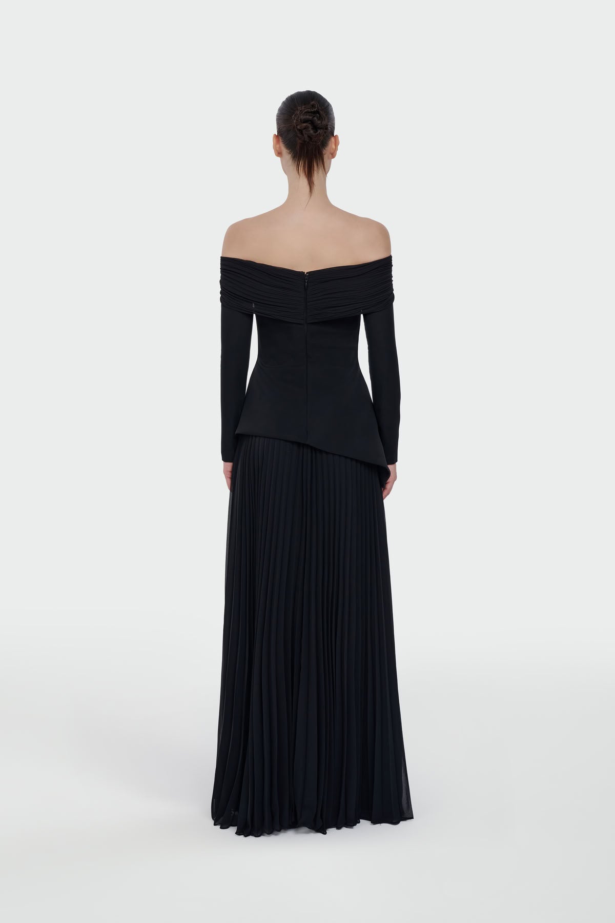Off-Shoulder Pleated Maxi Dress 1308
