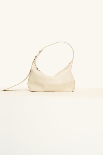 7505 – Soft Hobo Handbag with Wide Strap