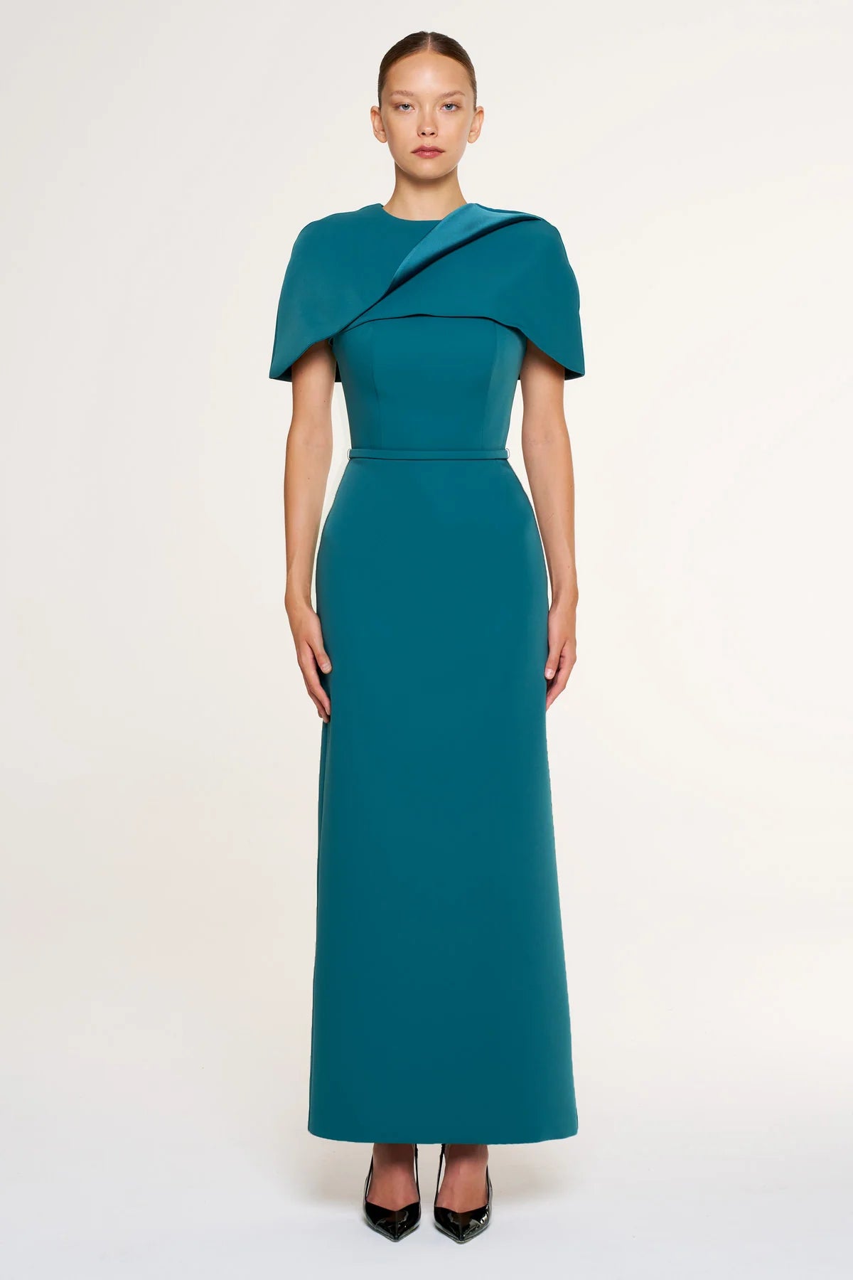 Elegant Evening Dress with Cape – Luxury Formal Dress 1390