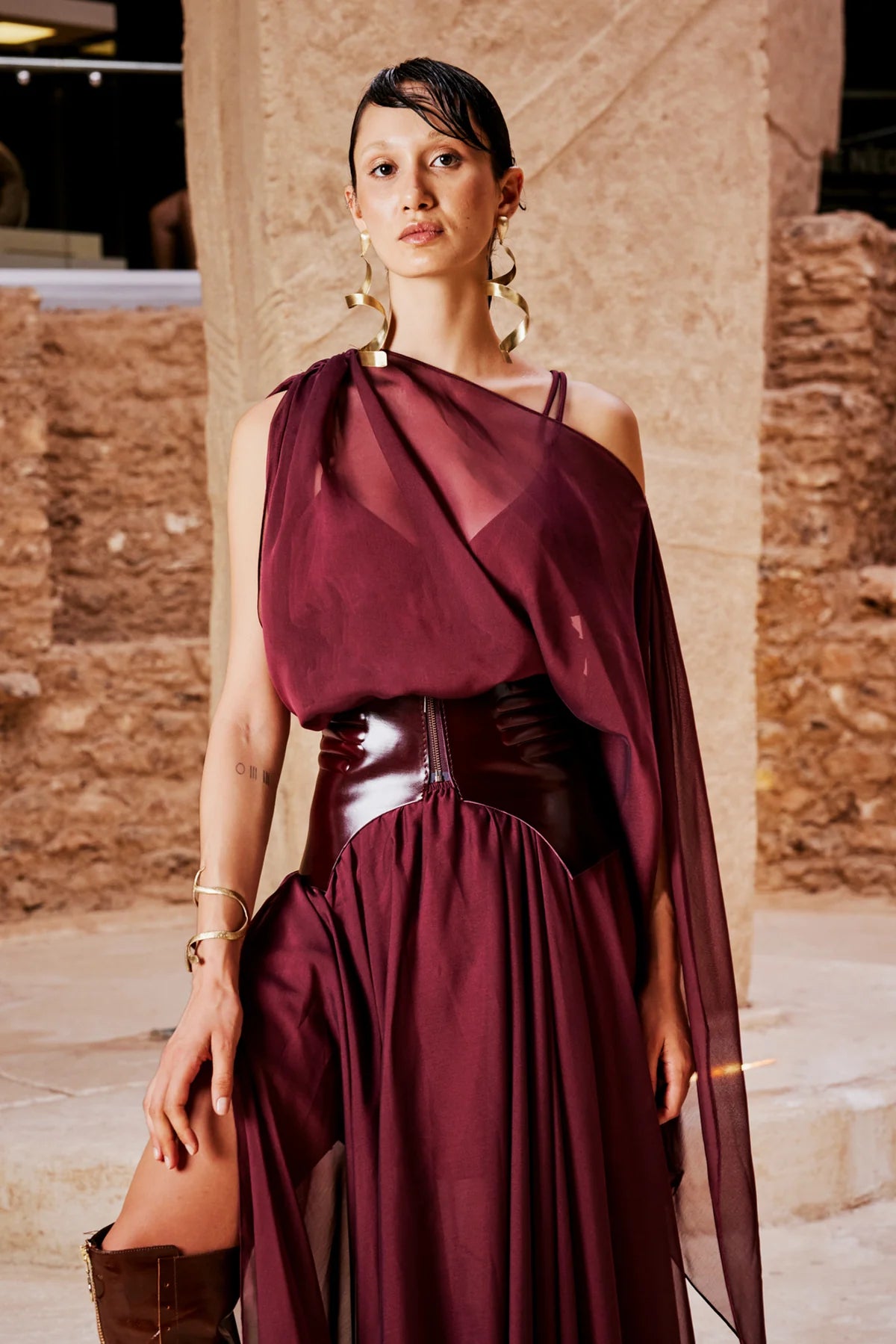 تاوريا ماكسي إلبيس