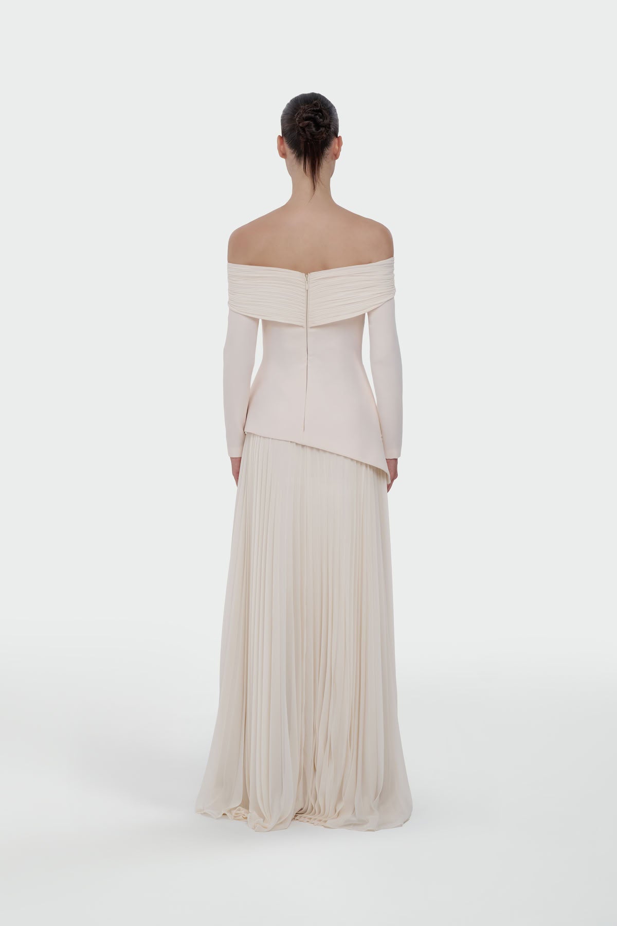 Off-Shoulder Pleated Maxi Dress 1308