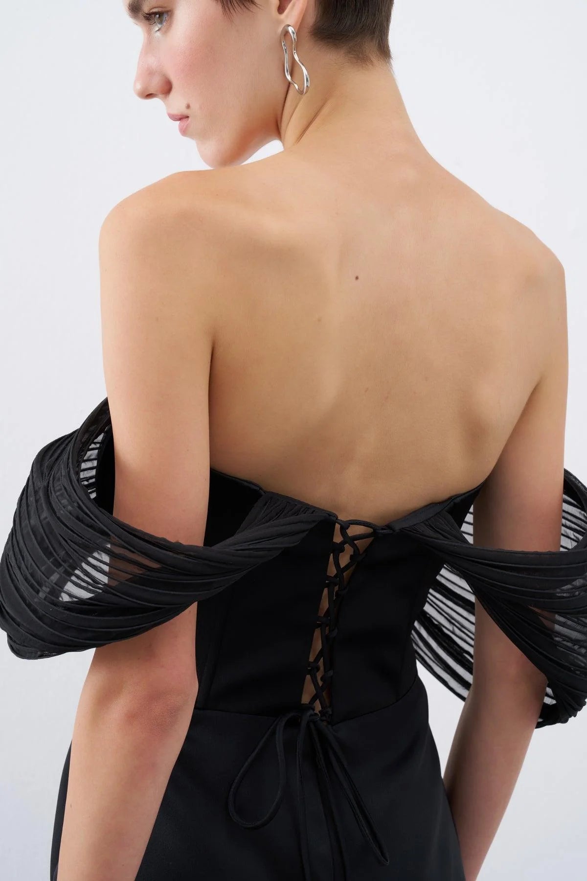 STRAPLEZ DÜŞÜK OMUZLU ORGANZE DETAYLI UZUN ABİYE ELBİSE 2246