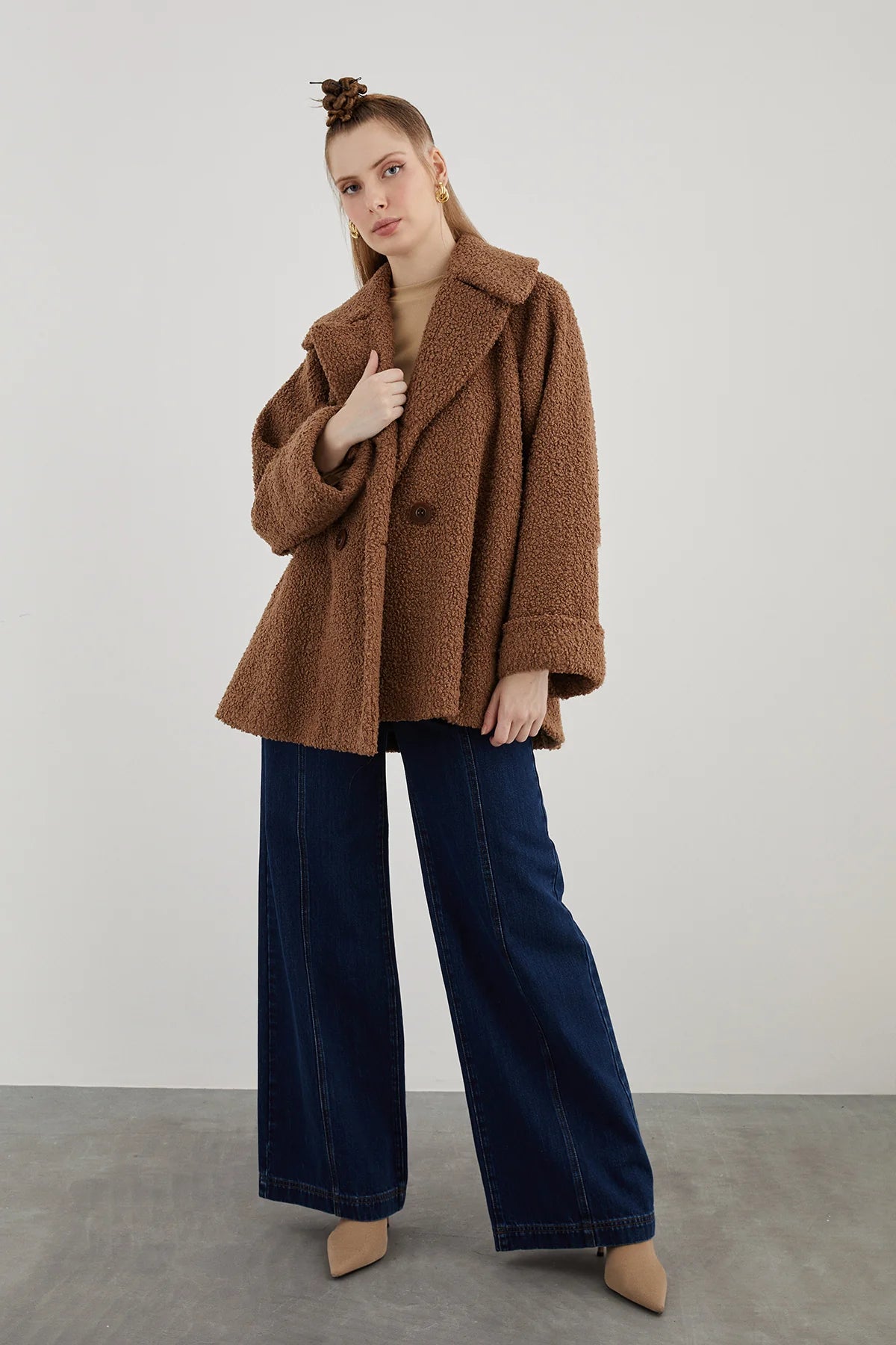 Kruvaze Kesim Duble Kollu Oversıze Peluş Kaban