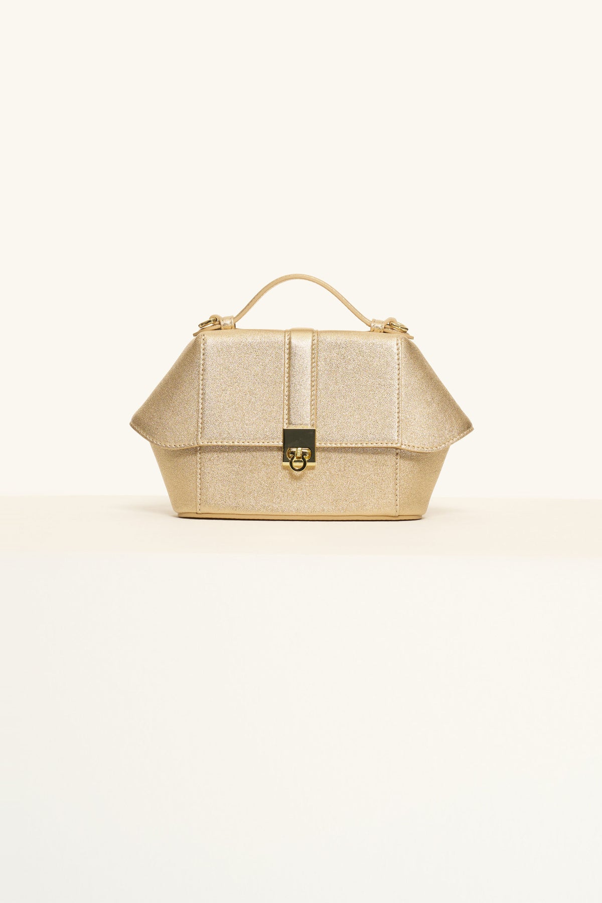7514 – Structured Top-Handle Handbag