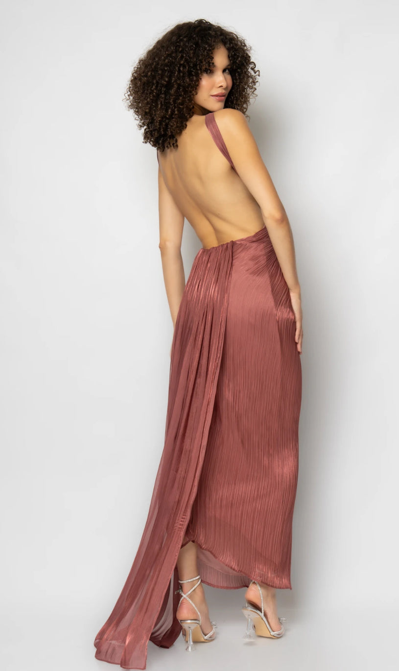 Komple boydan piliseli sırtı açık ince organze abiye elbise 1122