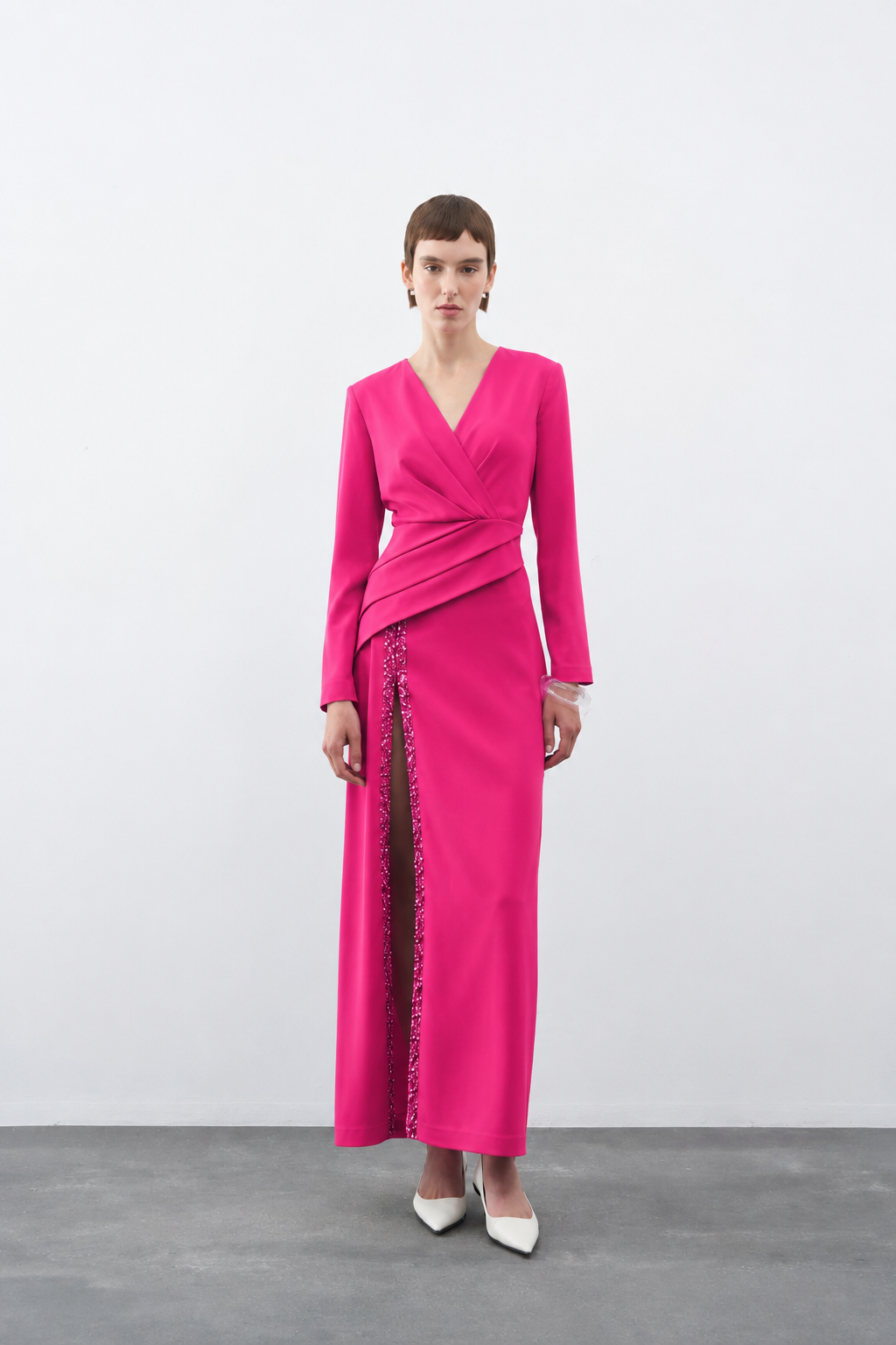 DRAPE VE İŞLEME DETAYLI YIRTMAÇLI UZUN ABİYE ELBİSE 1144
