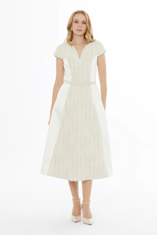 V Yaka Fermuar Kapamalı Kısa Kol Midi Elbise