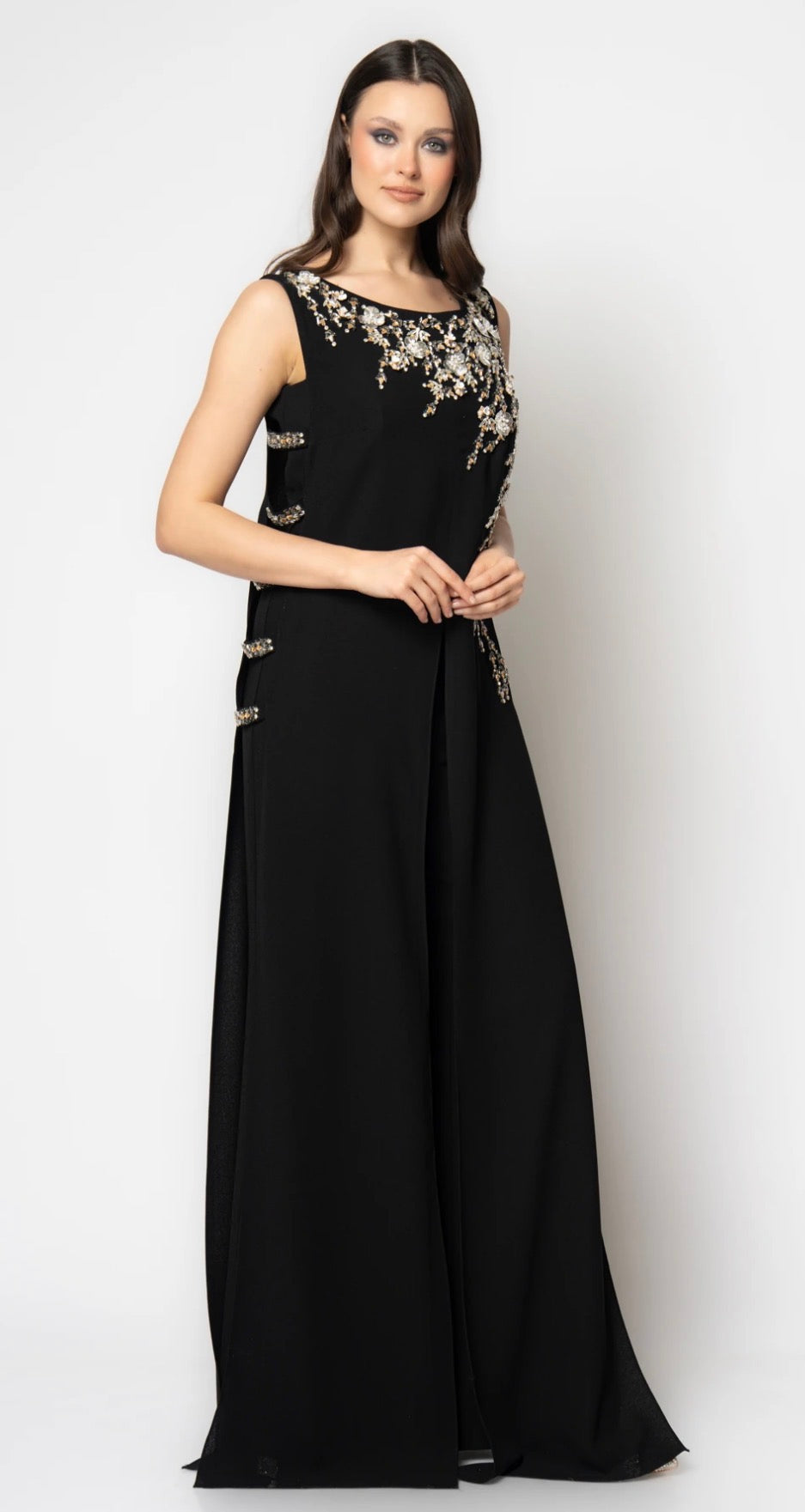 Elegant Black Evening Dress with Crystal Embroidery