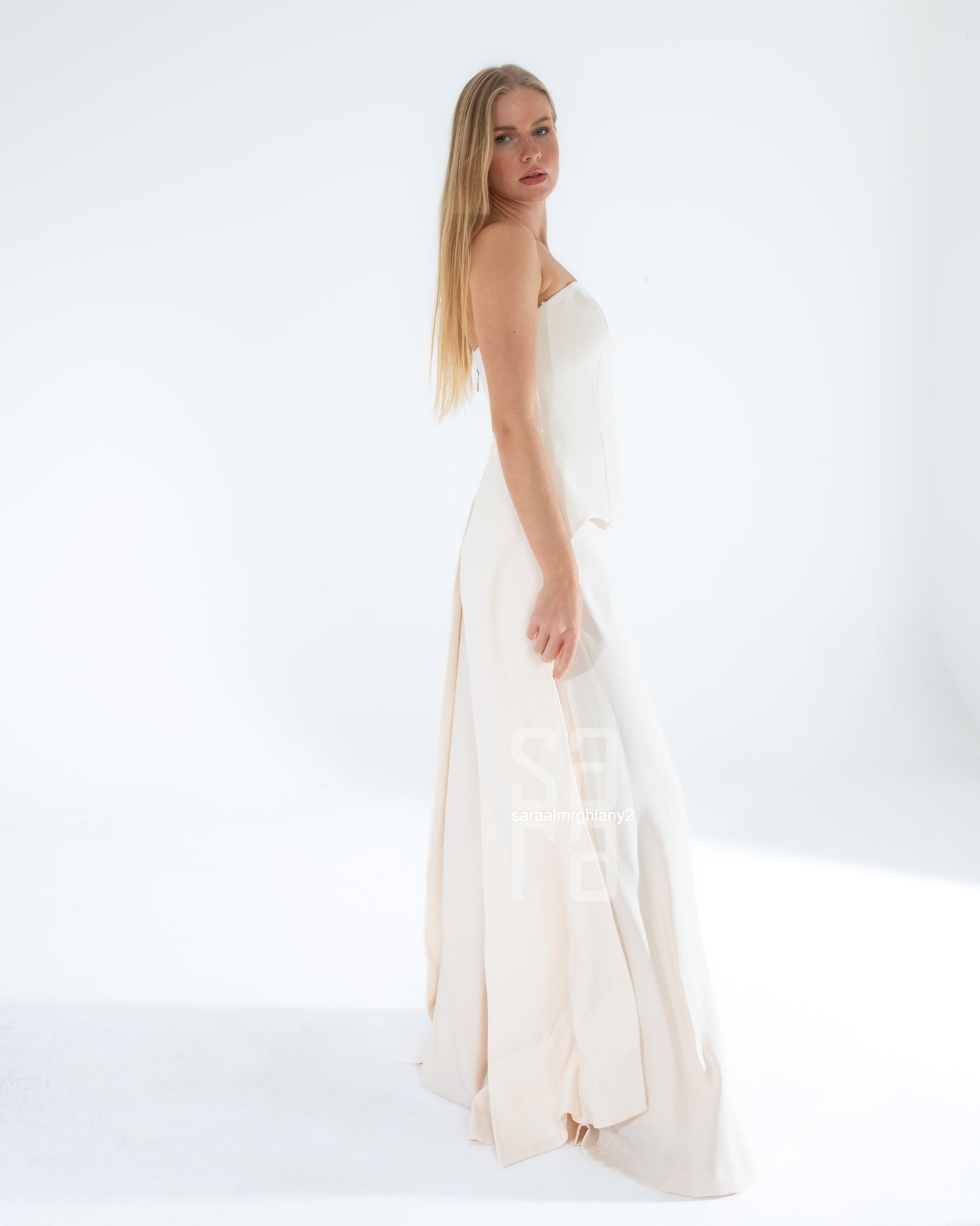 Straplez Kuyruk Detaylı Abiye Takım 2224