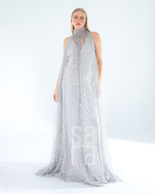 فستان سهرة طويل بدون أكمام مزين بالترتر