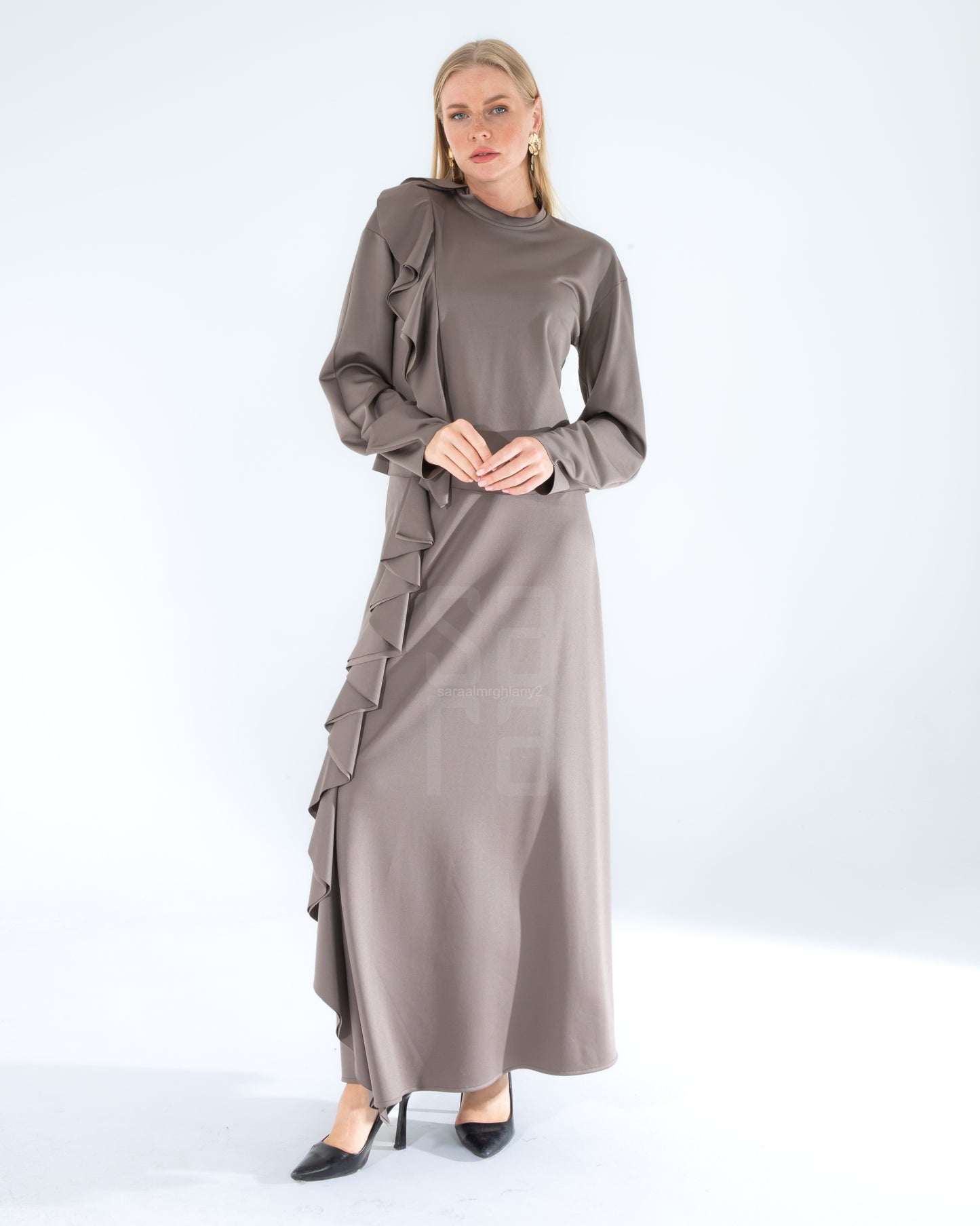 Volanlı yüksek yaka bluz etek takımı