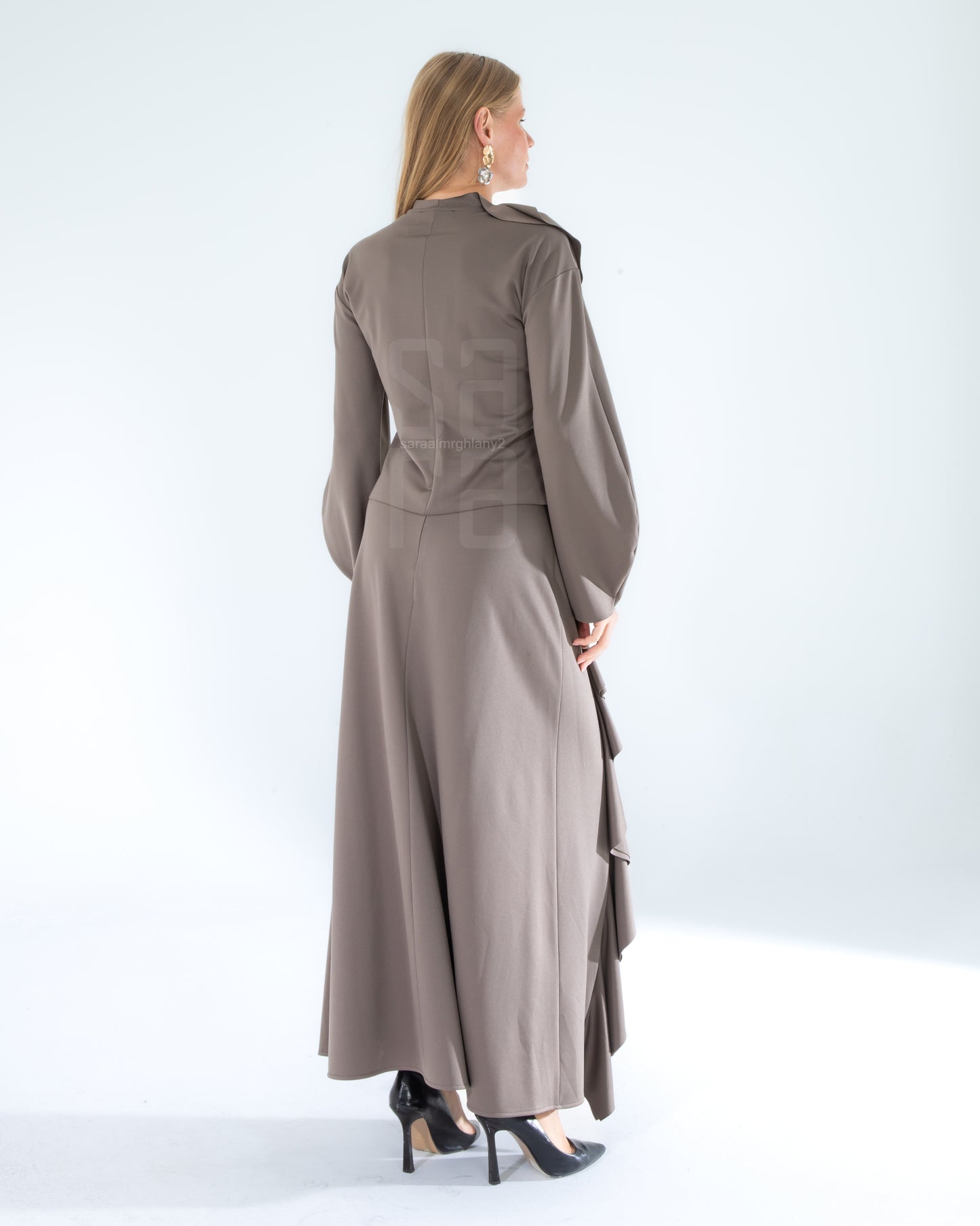 Volanlı yüksek yaka bluz etek takımı